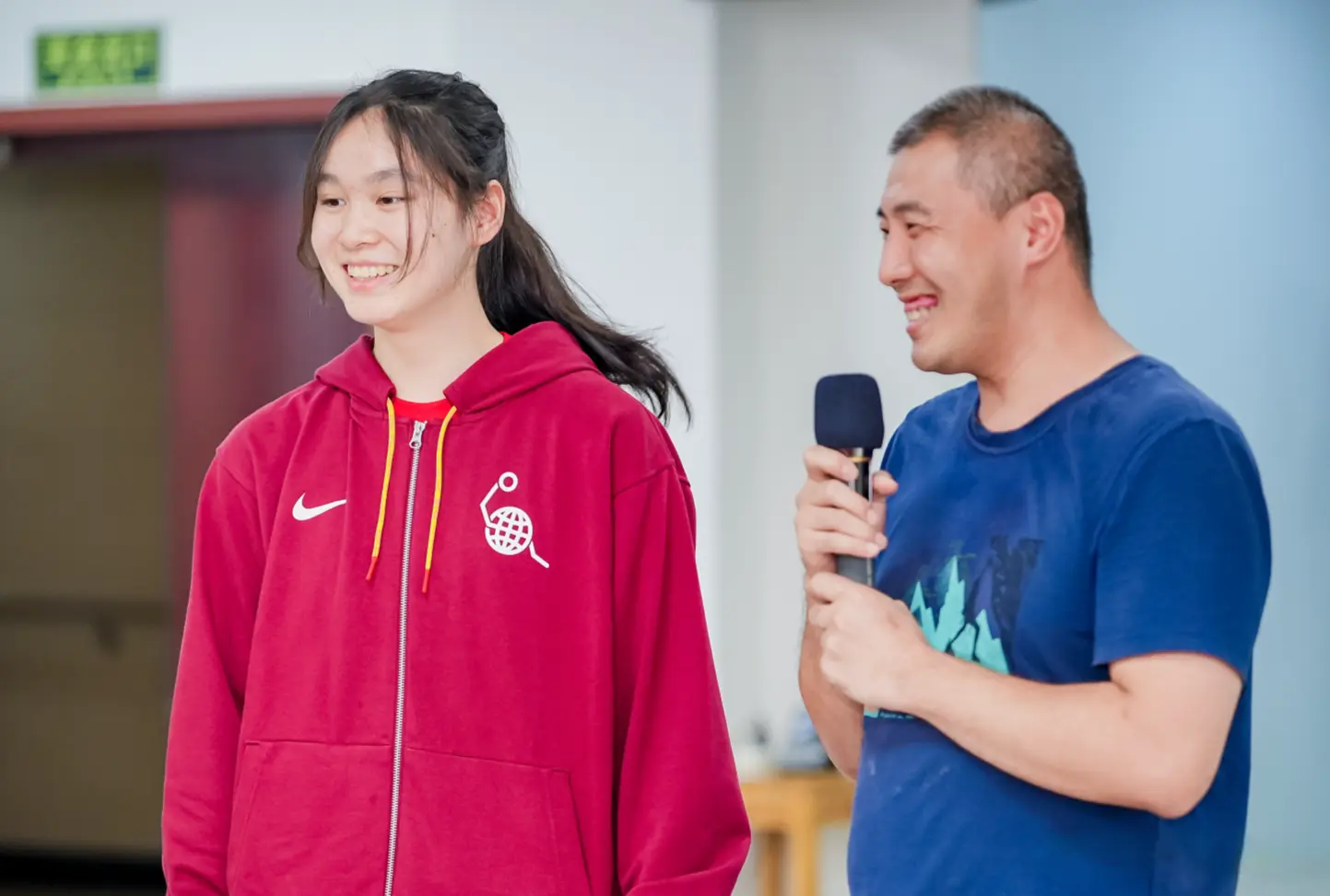 不能不给人, entit, 人都上去打 不能不给人, entit, 人都上去打